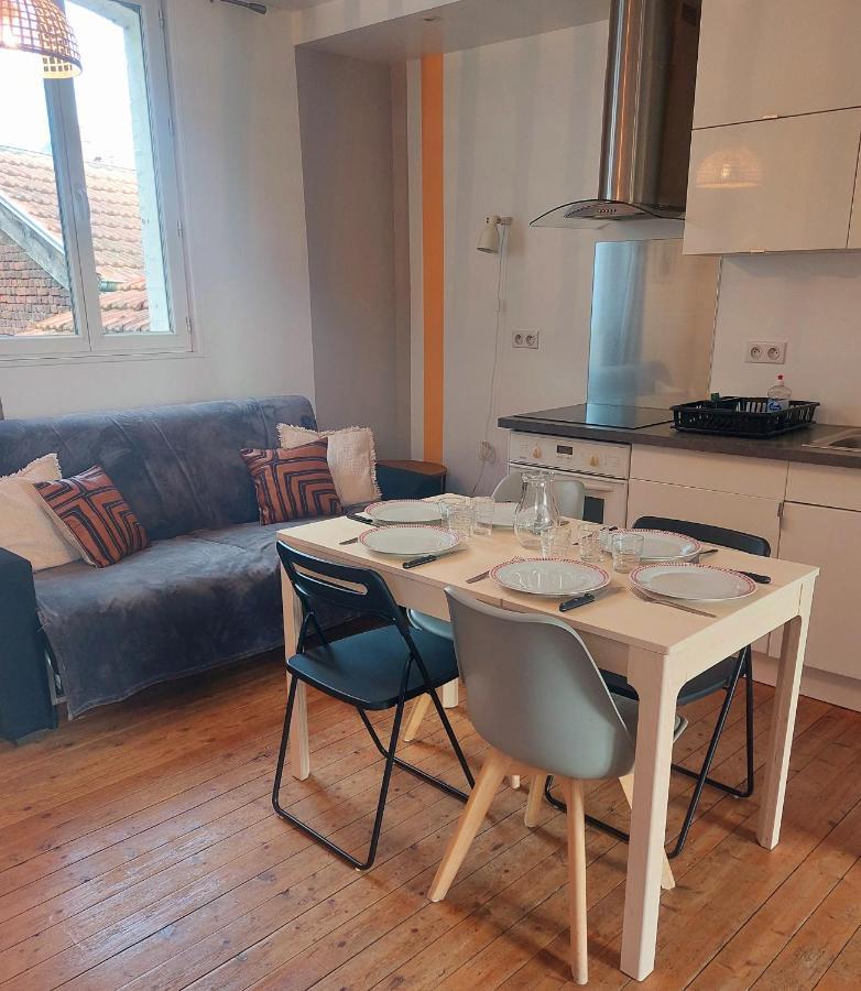 Les Belles Terrasses Dieppe ,3 Appartements , Le Vegetal De 1 A 8 Personnes , Le Tropical De 1 A 6 Personnes , Le Floral Avec Terrasse De 1 A 3 Personnes , Quartier Calme Au Stationnement Gratuit A Cote De L'Avenue Verte Kültér fotó