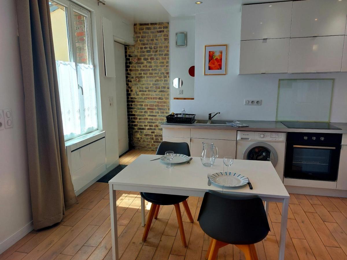Les Belles Terrasses Dieppe ,3 Appartements , Le Vegetal De 1 A 8 Personnes , Le Tropical De 1 A 6 Personnes , Le Floral Avec Terrasse De 1 A 3 Personnes , Quartier Calme Au Stationnement Gratuit A Cote De L'Avenue Verte Kültér fotó